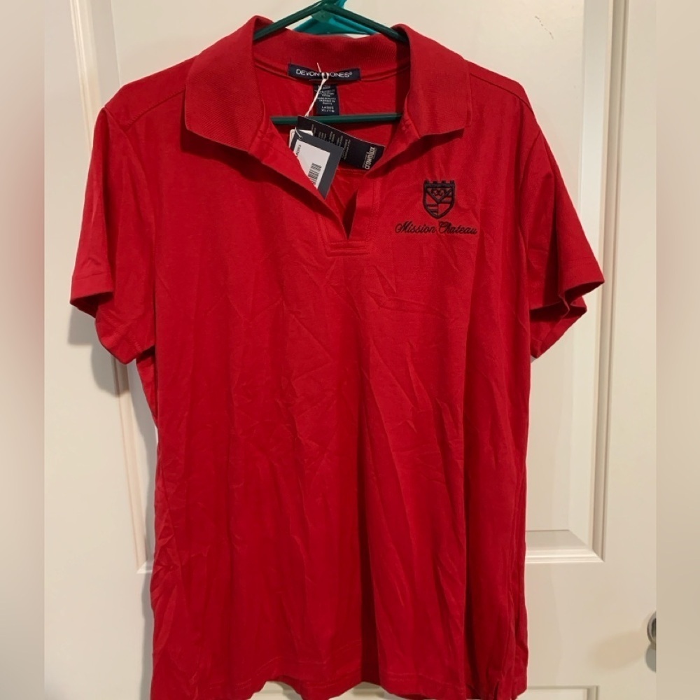 Womens XL Devon Jones, Mission Chateau red shirts (2)